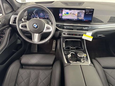 Used 2026 BMW X7 xDrive40i AWD/4WD image 5