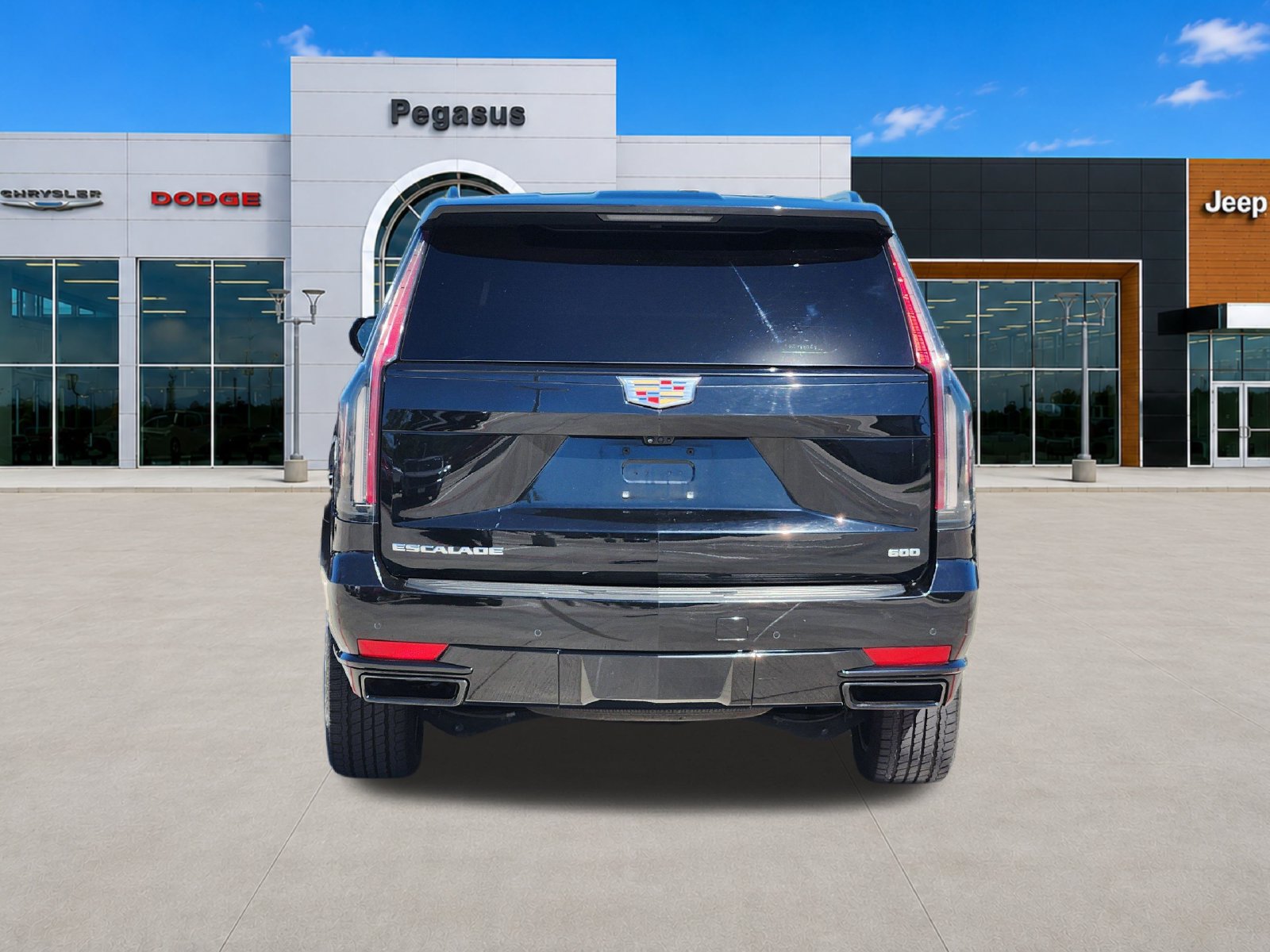 Used 2024 Cadillac Escalade ESV Sport RWD image 8
