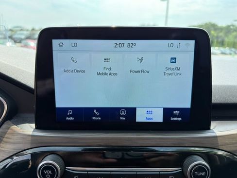 Used 2020 Ford Escape Titanium AWD/4WD image 29