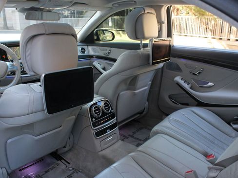 Used 2014 Mercedes-Benz S 63 AMG 4MATIC Sedan w/ Rear Seat Package image 24