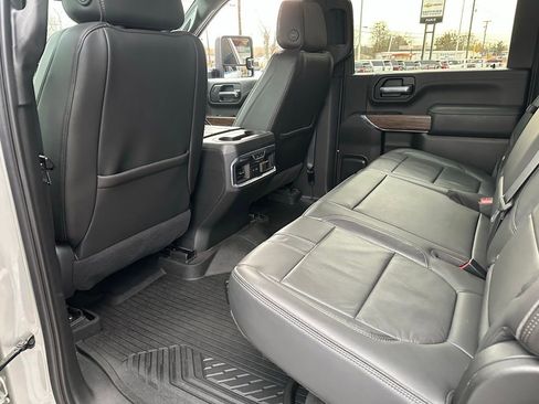 Used 2020 Chevrolet Silverado 2500 High Country w/ Z71 Off-Road Package image 15