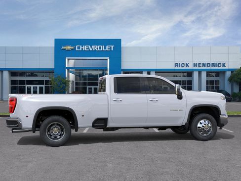 New 2026 Chevrolet Silverado 3500 LTZ image 7