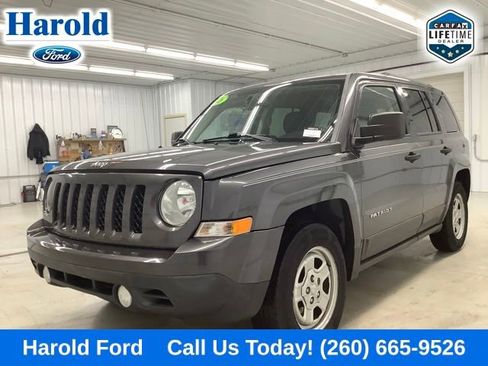 Used 2016 Jeep Patriot Sport image 3