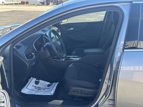 Used 2024 Chevrolet Malibu LT image 12