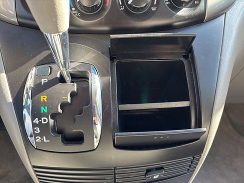 Used 2007 Toyota Sienna CE image 13