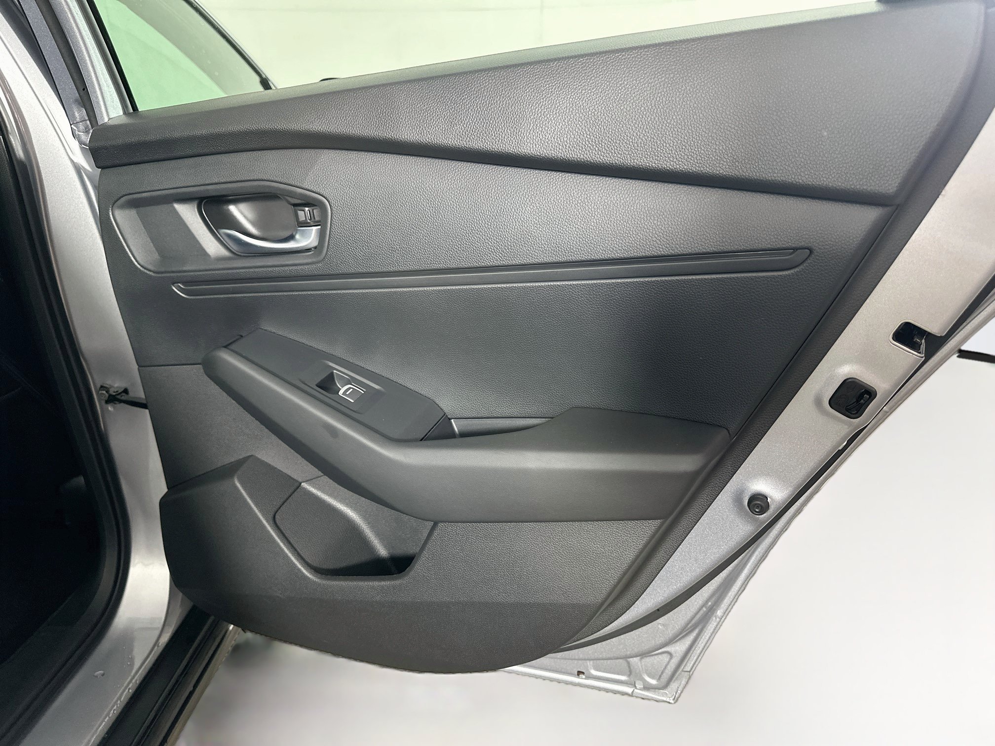 Used 2025 Honda Accord SE image 31