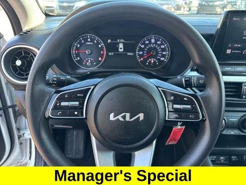 Used 2023 Kia Forte LXS w/ LXS Technology Package FWD image 16