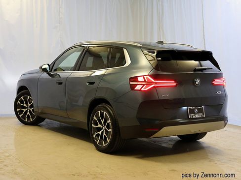 Certified 2025 BMW X3 xDrive30i image 9