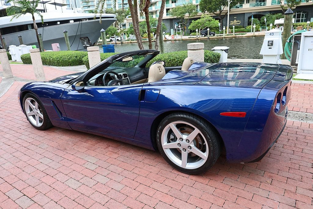 Used 2005 Chevrolet Corvette Convertible w/ Preferred Equipment Group RWD image 5