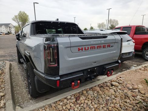 Used 2024 GMC Hummer EV 3X w/ Extreme Off-Road Package AWD/4WD image 4