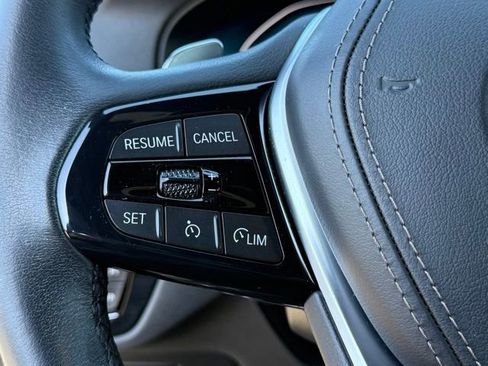 Certified 2023 BMW 530e w/ Convenience Package image 24