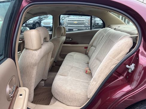 Used 2005 Buick Le Sabre Custom image 18