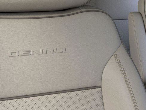 New 2026 GMC Yukon Denali image 37