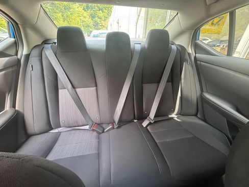 Used 2025 Nissan Sentra SV FWD image 31