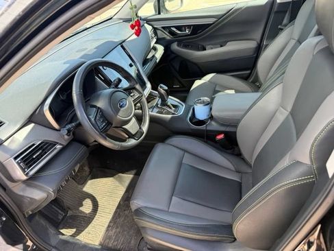 Used 2024 Subaru Outback Onyx Edition AWD/4WD image 2