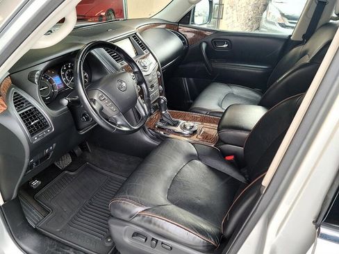 Used 2020 Nissan Armada SL w/ Premium Package image 2