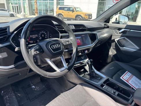 Used 2020 Audi Q3 2.0T Premium Plus w/ Premium Plus Package AWD/4WD image 14