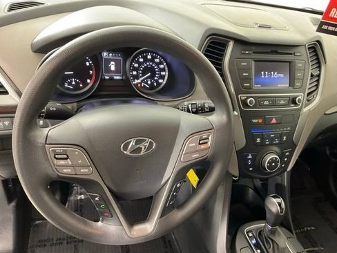 Used 2017 Hyundai Santa Fe Sport FWD image 21