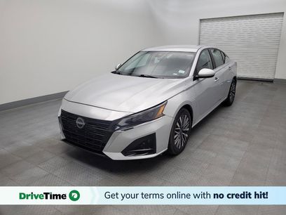 Used 2023 Nissan Altima 2.5 SV