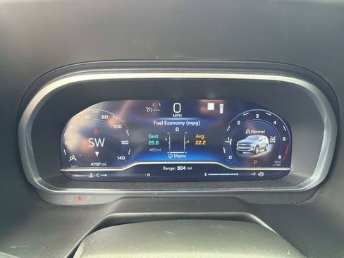 Used 2023 Chevrolet Tahoe Premier AWD/4WD image 31