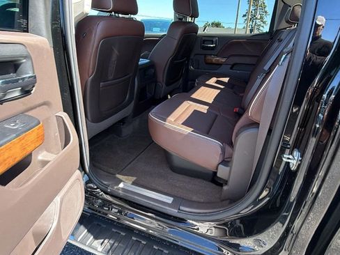 Used 2015 Chevrolet Silverado 1500 High Country w/ High Country Premium Package image 21