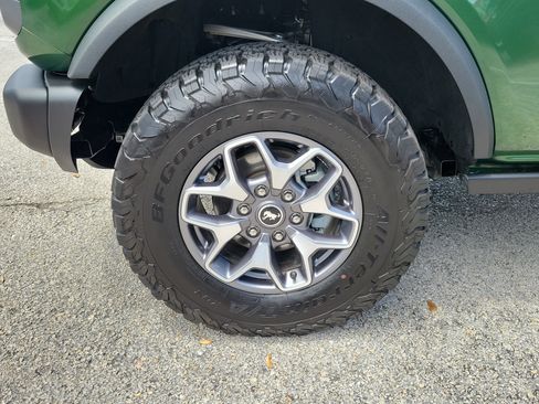 Certified 2025 Ford Bronco Badlands AWD/4WD image 5