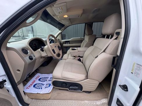 Used 2005 Ford F150 XLT image 9