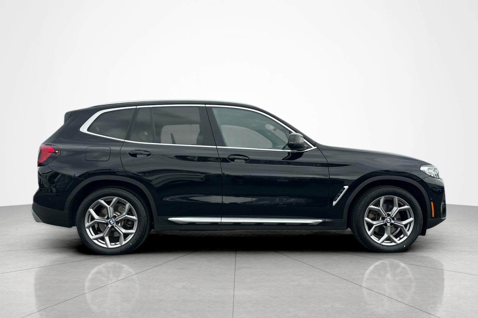 Used 2023 BMW X3 sDrive30i w/ Premium Package RWD image 6