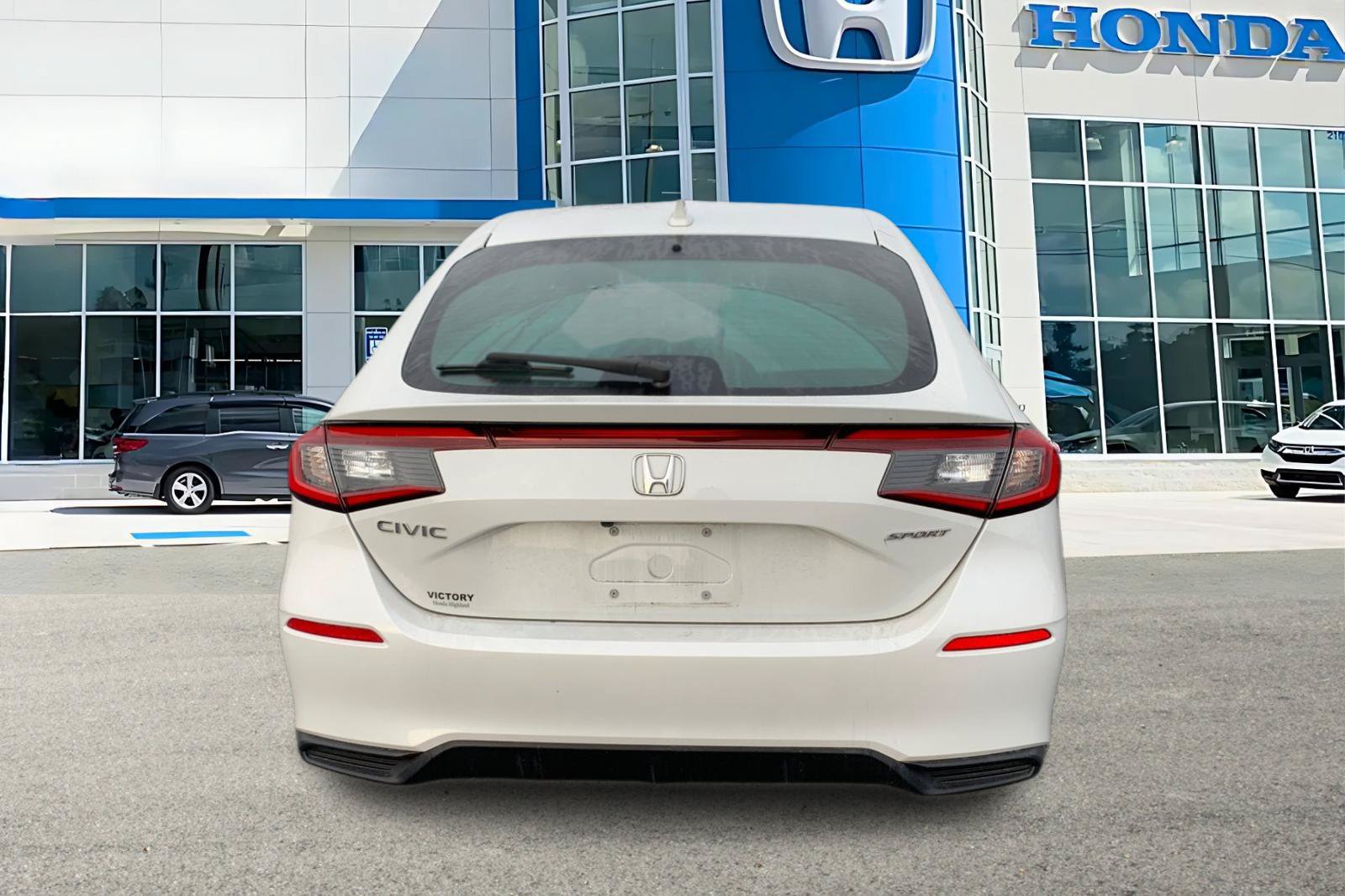 Used 2023 Honda Civic Sport image 4