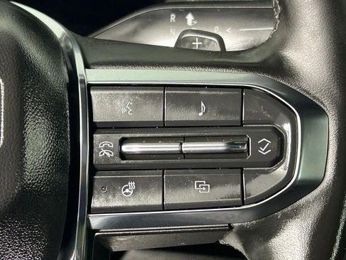 Used 2025 GMC Yukon XL Denali w/ Sun & Power Step Package image 29