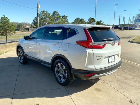 Used 2019 Honda CR-V EX image 4