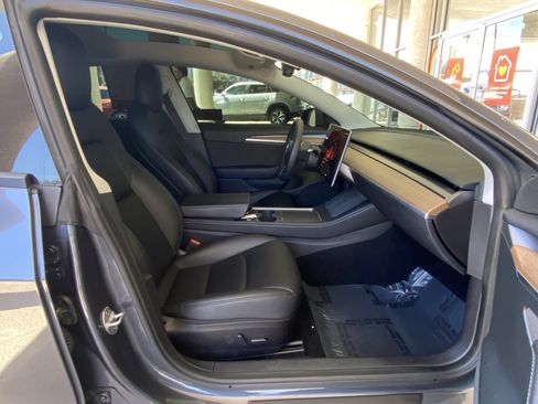 Used 2023 Tesla Model 3 Standard Range RWD image 33