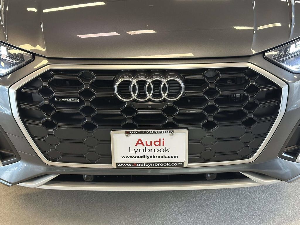 Used 2023 Audi Q5 2.0T Premium Plus w/ Premium Plus Package AWD/4WD image 12