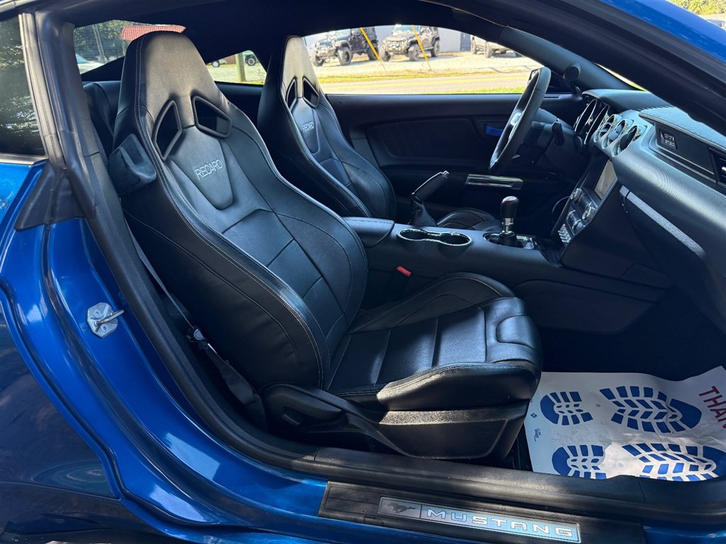 Used 2017 Ford Mustang GT Premium RWD image 61