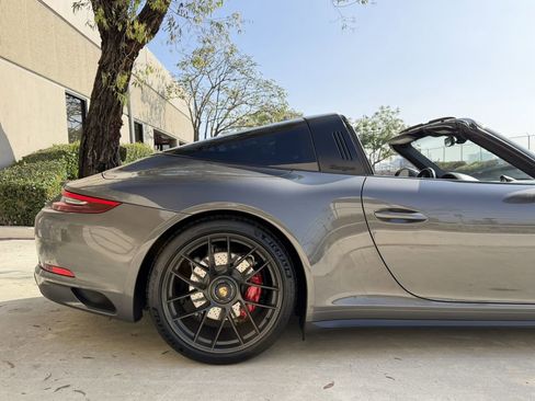 Used 2019 Porsche 911 Targa 4S AWD/4WD image 20