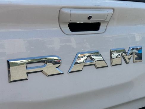Used 2025 RAM 1500 Laramie AWD/4WD image 9