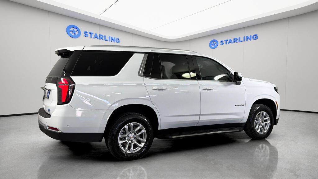 Used 2025 Chevrolet Tahoe LT AWD/4WD image 10