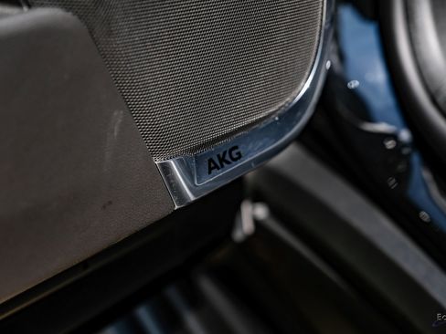 Used 2025 Cadillac Escalade V image 82