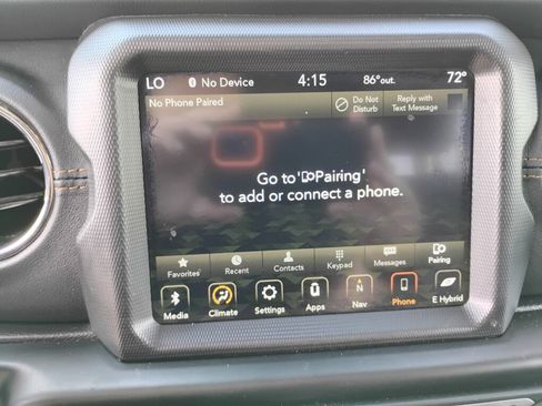 Used 2021 Jeep Wrangler Unlimited Sahara AWD/4WD image 17