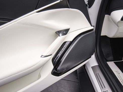 Used 2024 Ferrari Roma Spider image 52