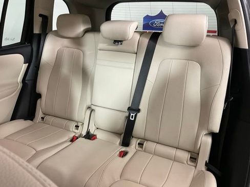 Used 2020 Mercedes-Benz GLB 250 image 16