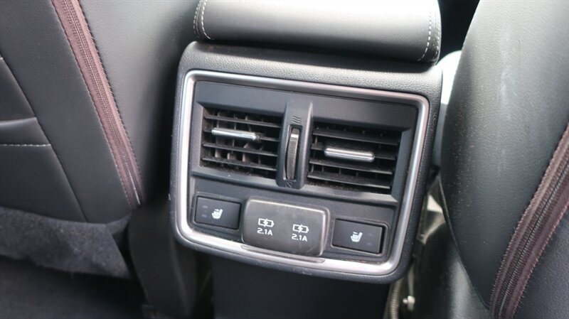Used 2019 Subaru Forester Touring AWD/4WD image 30