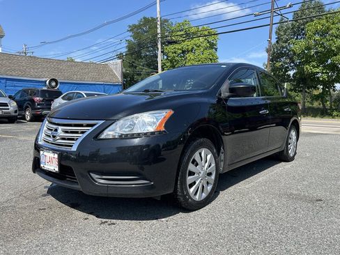Used 2014 Nissan Sentra S FWD image 1