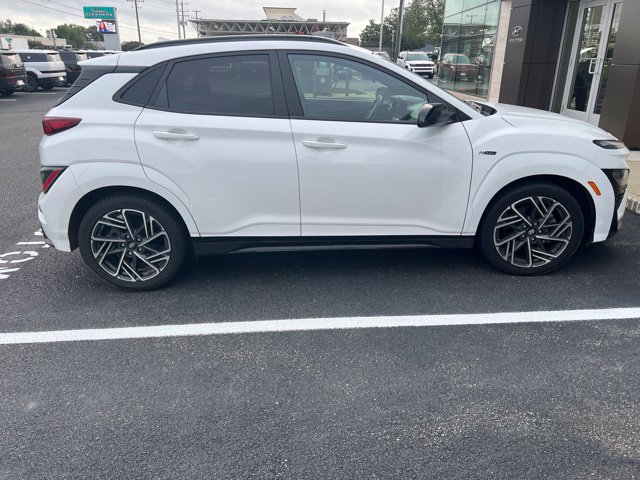 Used 2022 Hyundai Kona N Line w/ Tech Package FWD image 2