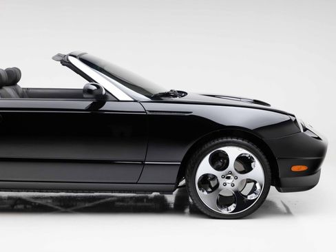 Used 2002 Ford Thunderbird RWD image 39