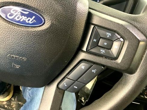 Used 2017 Ford F150 XLT image 19