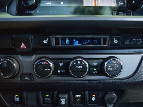 Used 2019 Toyota Tacoma TRD Pro AWD/4WD image 28