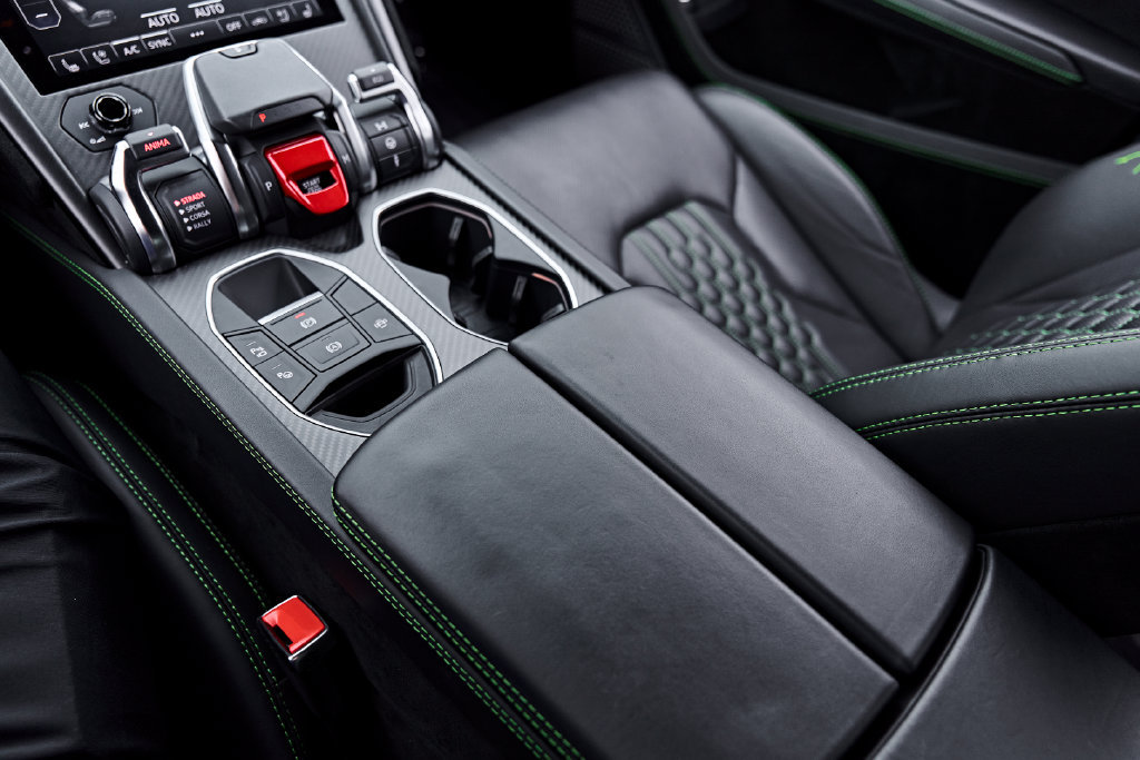 Used 2023 Lamborghini Urus Performante AWD/4WD image 77