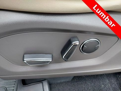 Used 2020 Ford Explorer Platinum image 27