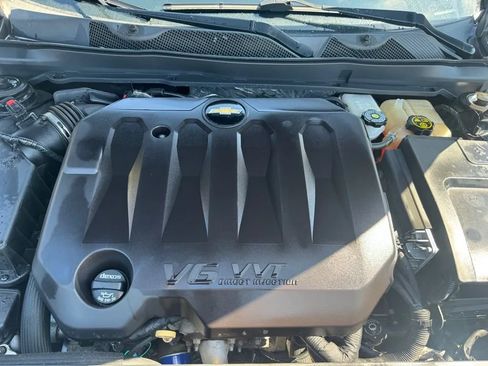 Used 2018 Chevrolet Impala LT FWD image 11
